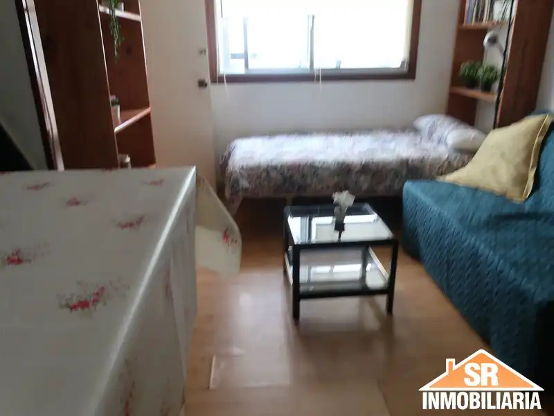 Loft zur Miete in Rúa Nogueira, Liáns