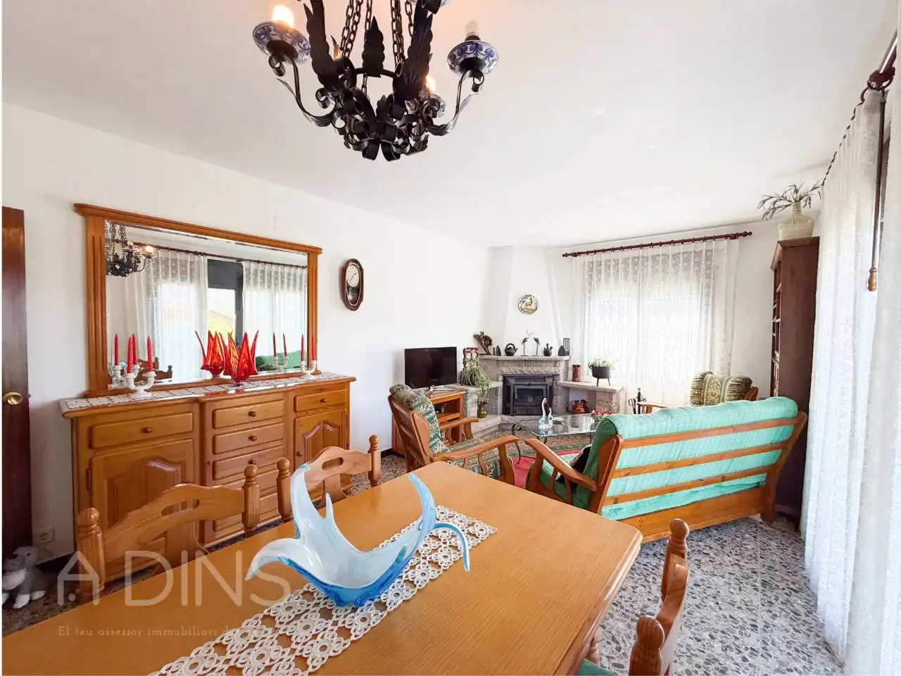 Sala d'estar de Casa o xalet en venda en Caldes de Montbui amb Jardí privat i Terrassa