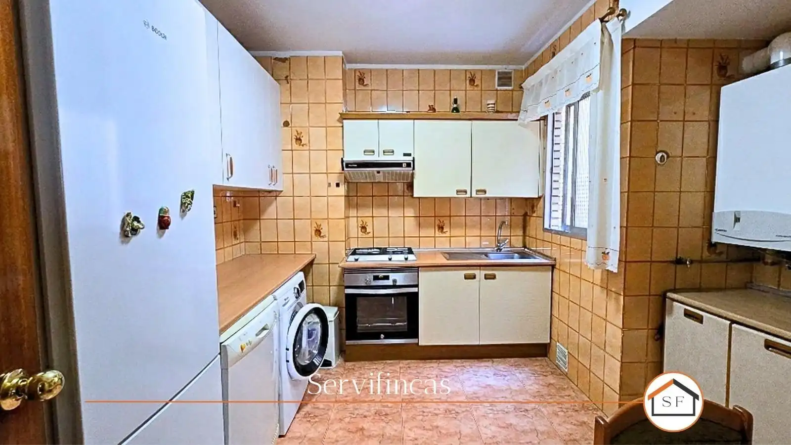 Küche von Wohnung zum Verkauf in Madrid mit Klimaanlage, Heizung und Parkett