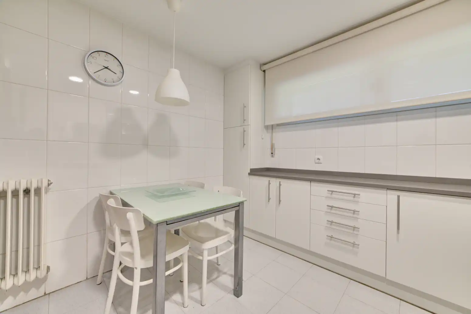 Cocina de Piso de alquiler en  Pamplona / Iruña con Calefacción, Parquet y Trastero