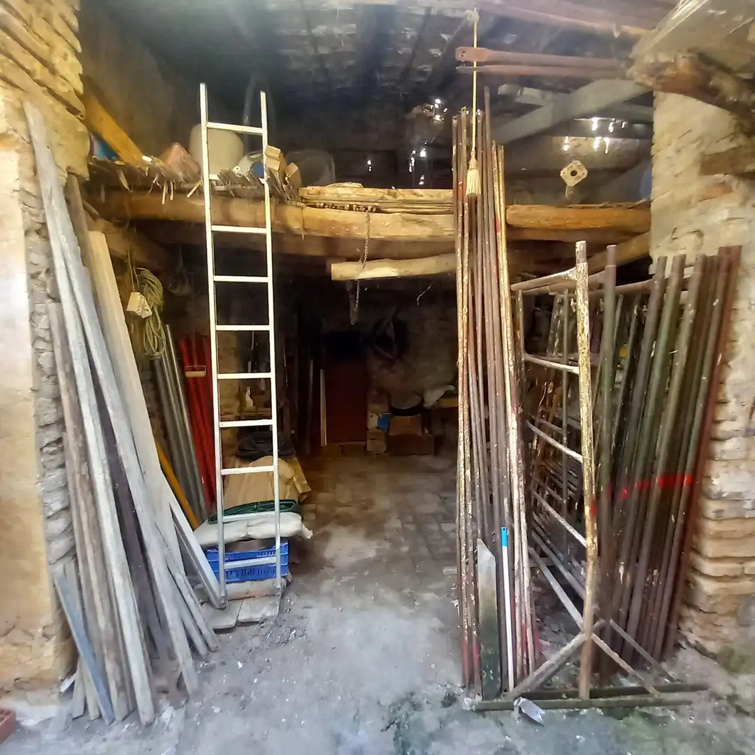 Local en venta en Tivenys