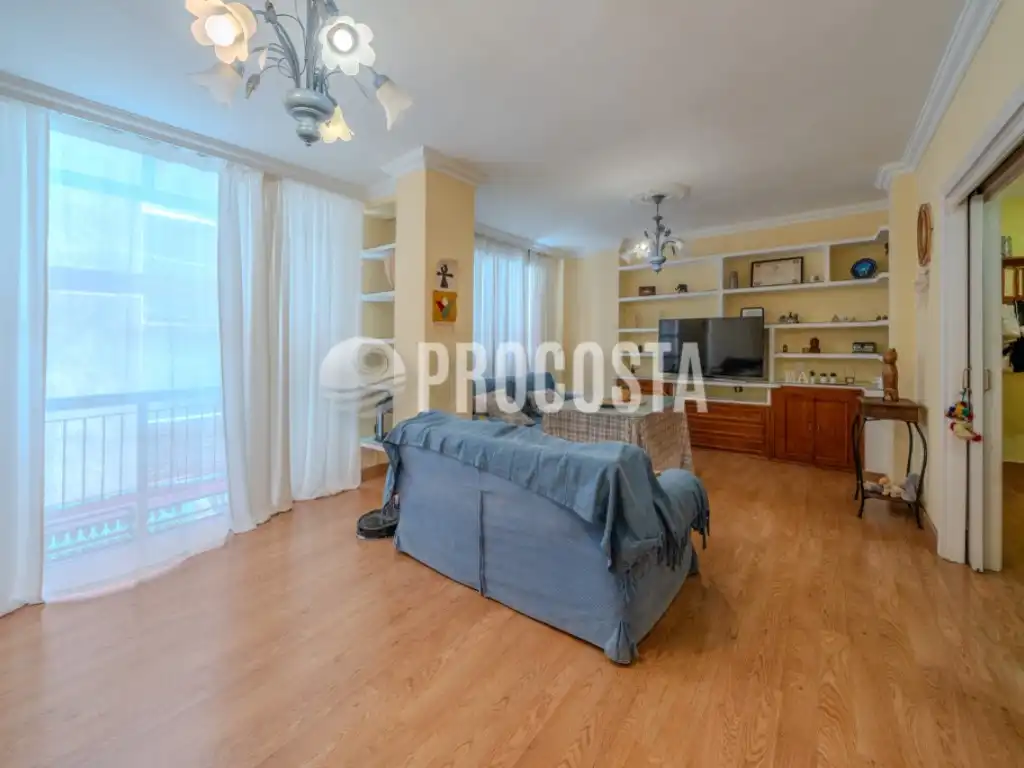 Flat for sale in Calle Buenos Aires, Almuñecar Centro