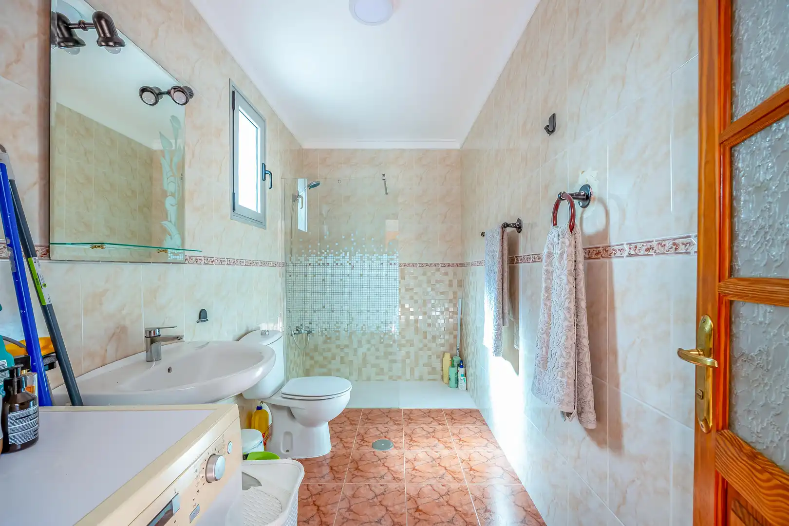 Bany de Casa o xalet en venda en San Bartolomé de Tirajana amb Aire condicionat, Jardí privat i Terrassa
