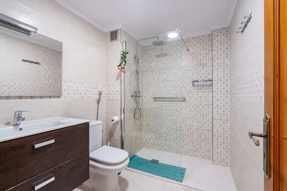Baño de Piso en venta en Arrecife con Trastero
