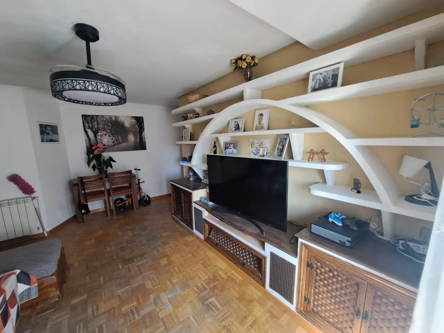 Wohnzimmer von Wohnung zum Verkauf in Móstoles mit Klimaanlage, Heizung und Parkett
