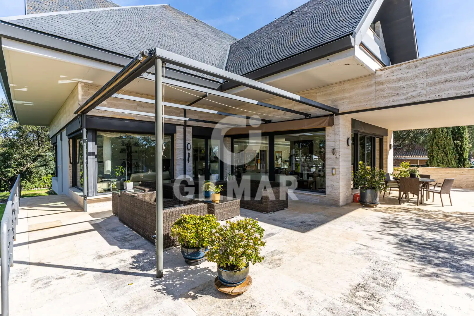 Terraza de Casa o chalet en venta en Las Rozas de Madrid con Aire acondicionado, Calefacción y Jardín privado