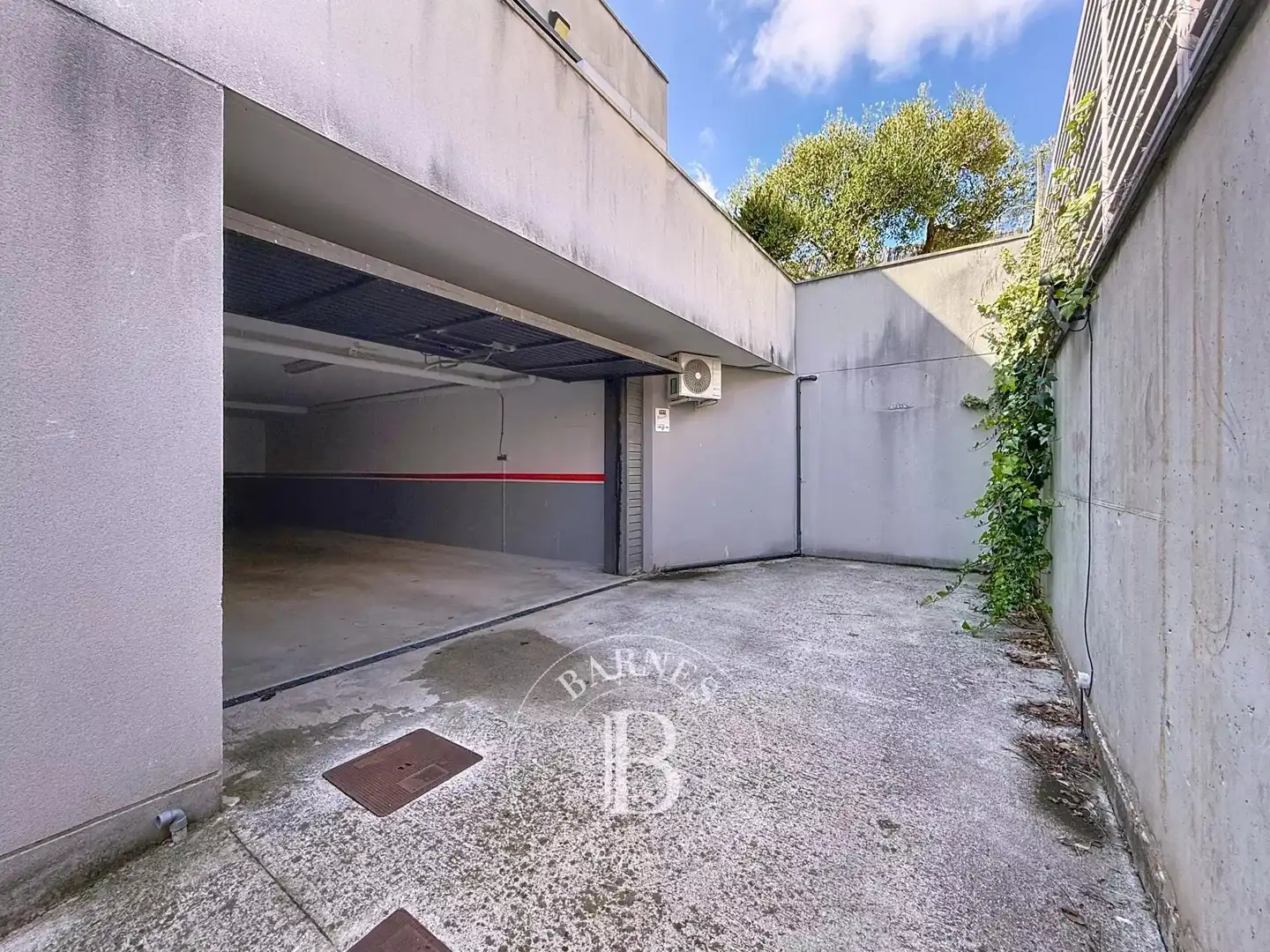 Parking of Houses for sale in Mataró  with Air Conditioner, Heating and Private garden