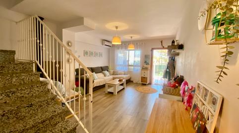 Foto 5 de Casa adosada en venda a Avenida María Cristina, Carboneras, Almería