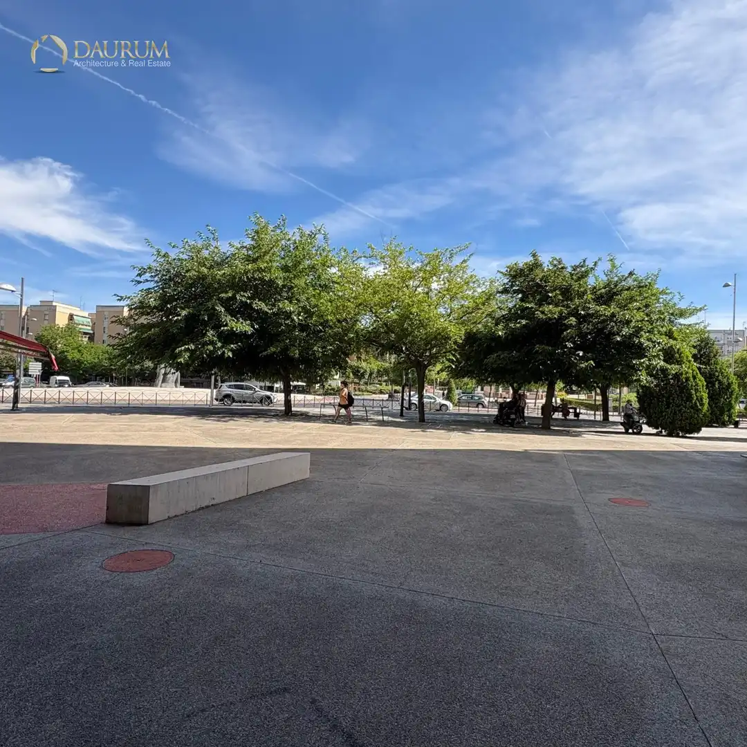 Vista exterior de Piso en venta en Coslada con Aire acondicionado, Calefacción y Amueblado