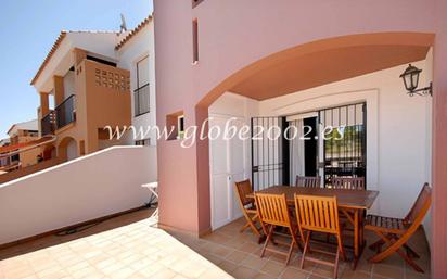 Jardí de Apartament de lloguer en Chiclana de la Frontera amb Aire condicionat i Piscina