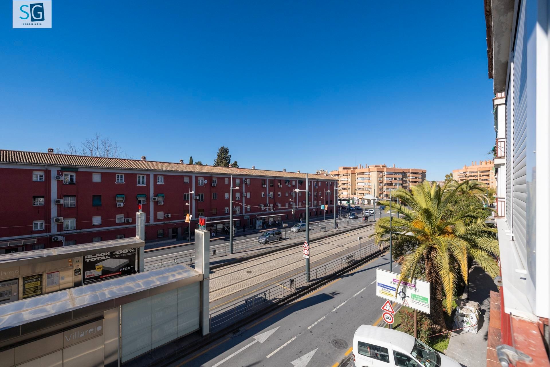 Vista exterior de Piso en venta en  Granada Capital con Aire acondicionado y Amueblado