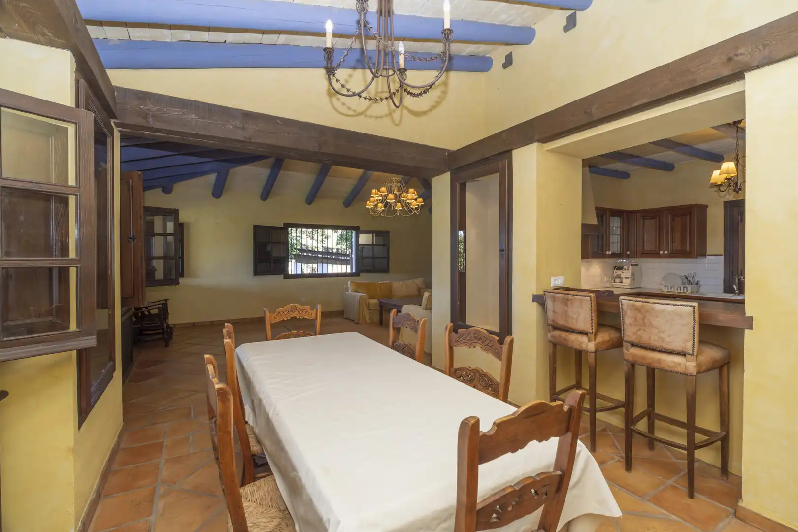 Menjador de Finca rústica en venda en San Martín del Tesorillo amb Aire condicionat, Jardí privat i Terrassa