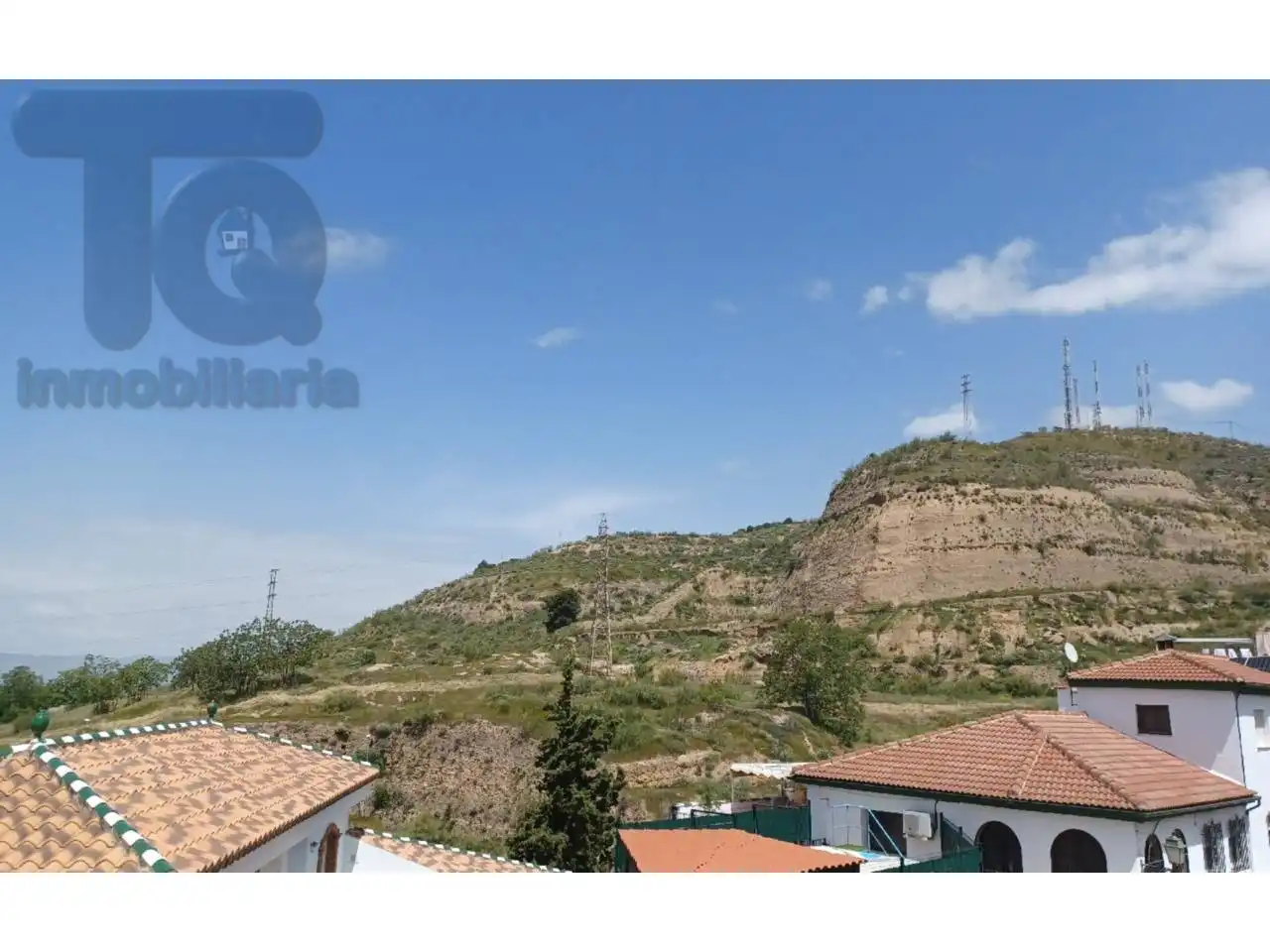 Vista exterior de Casa o xalet en venda en Granada amb Jardí privat i Terrassa