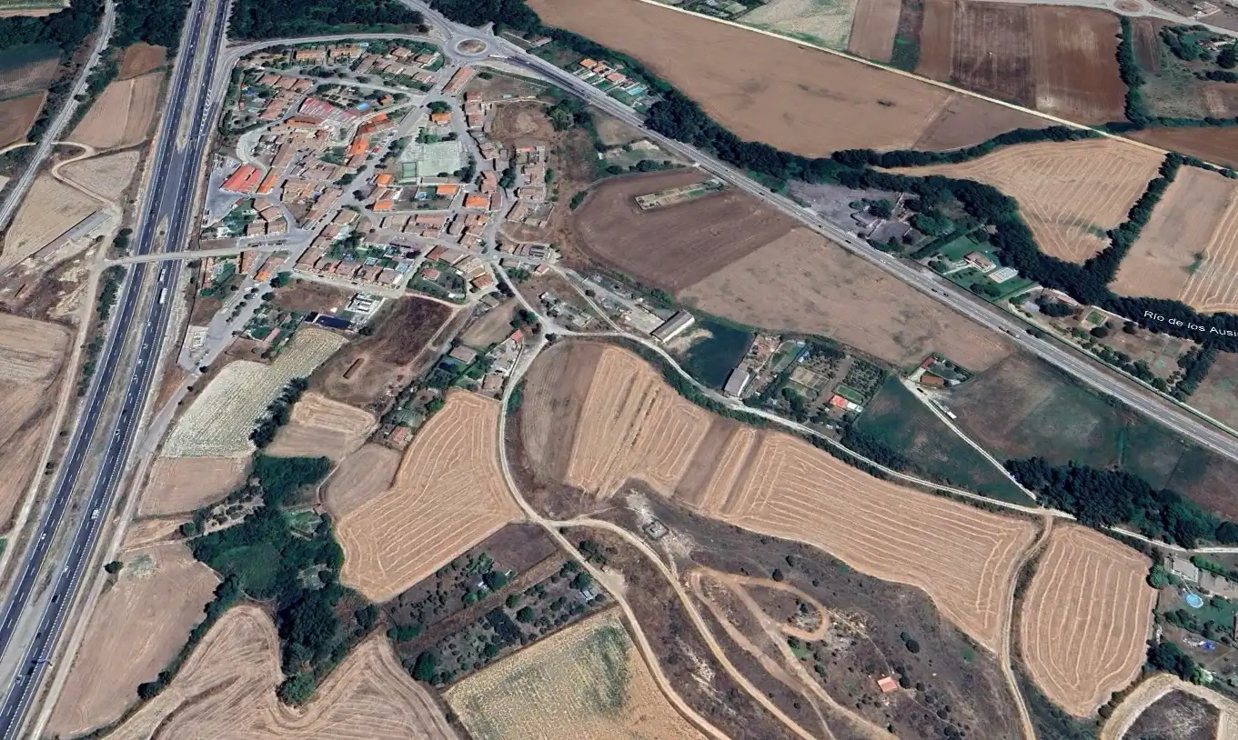 Land for sale in Sarracín