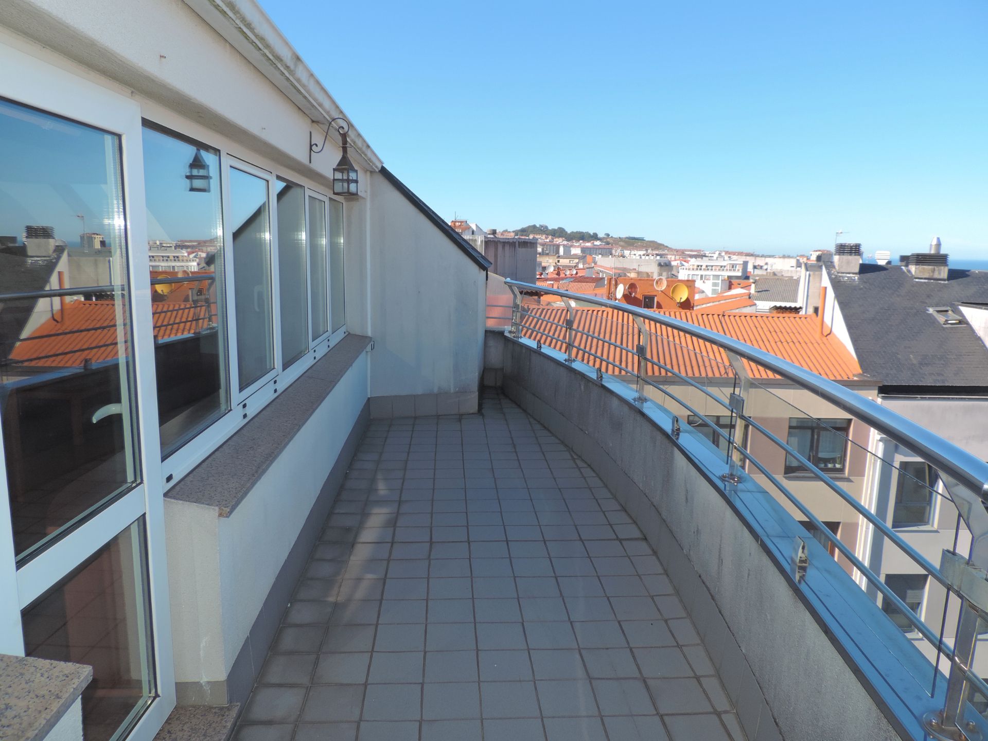 Terrassa de Àtic de lloguer en A Coruña Capital  amb Calefacció, Parquet i Terrassa