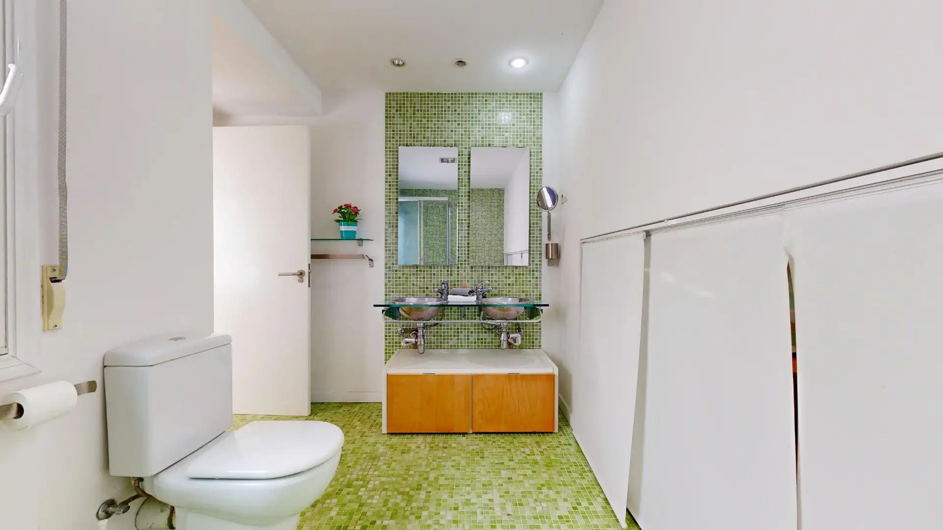 Baño de Piso en venta en Abando - Albia