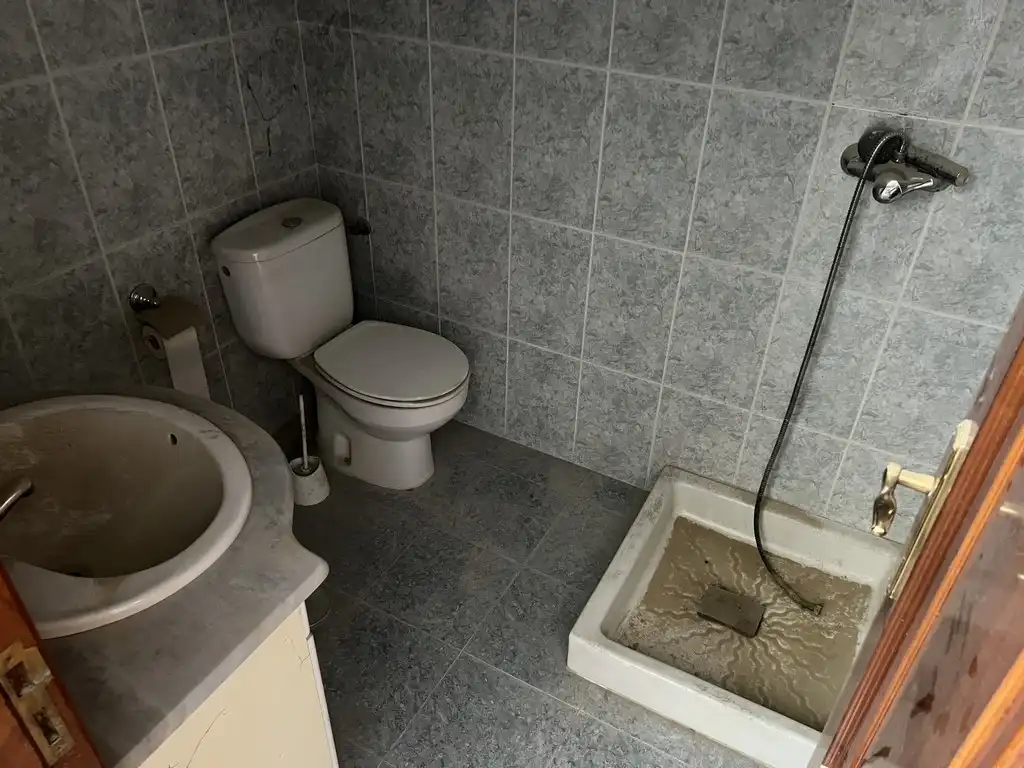 Bathroom of Industrial buildings for rent in Padrón