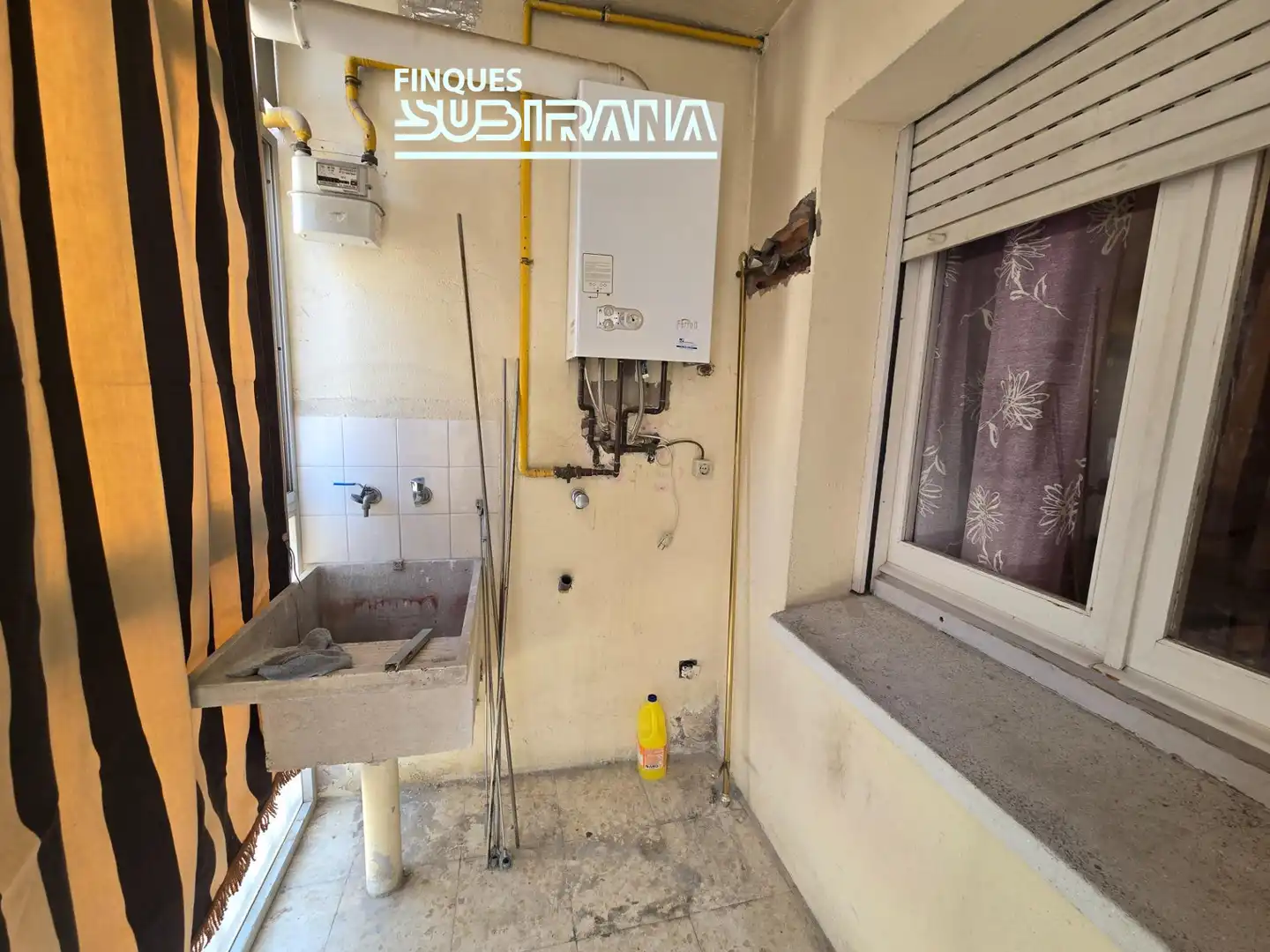 Bany de Pis en venda en Igualada amb Calefacció, Traster i Balcó