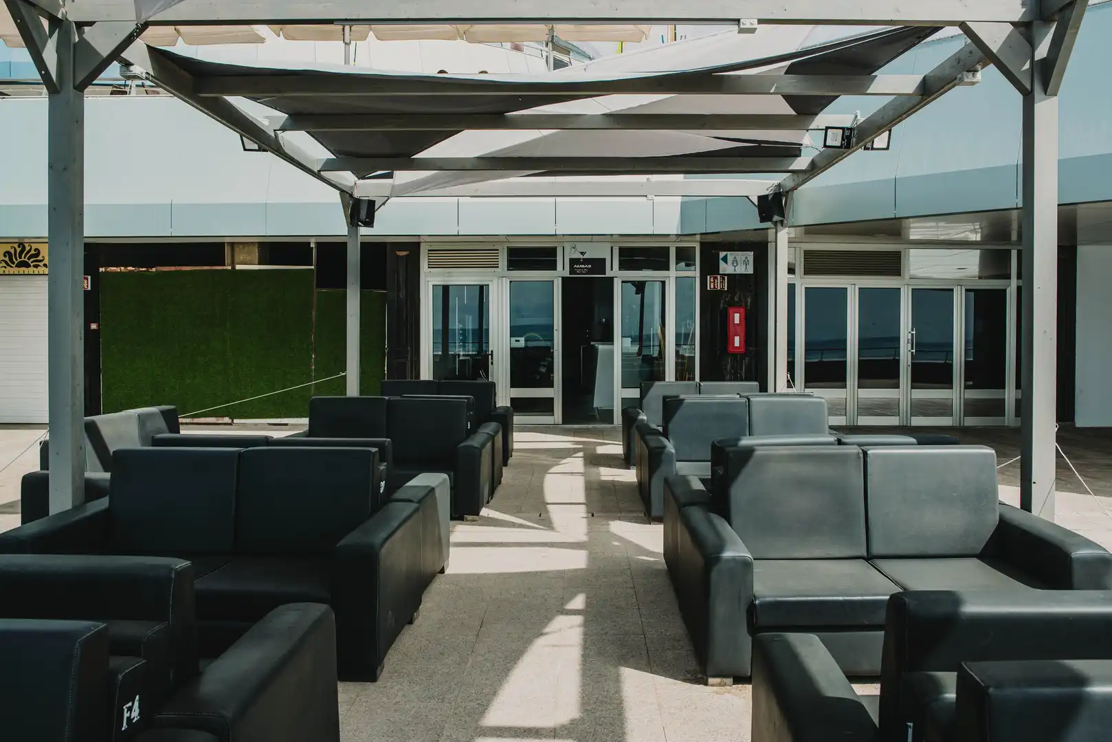Terraza de Local en venta en San Bartolomé de Tirajana con Aire acondicionado