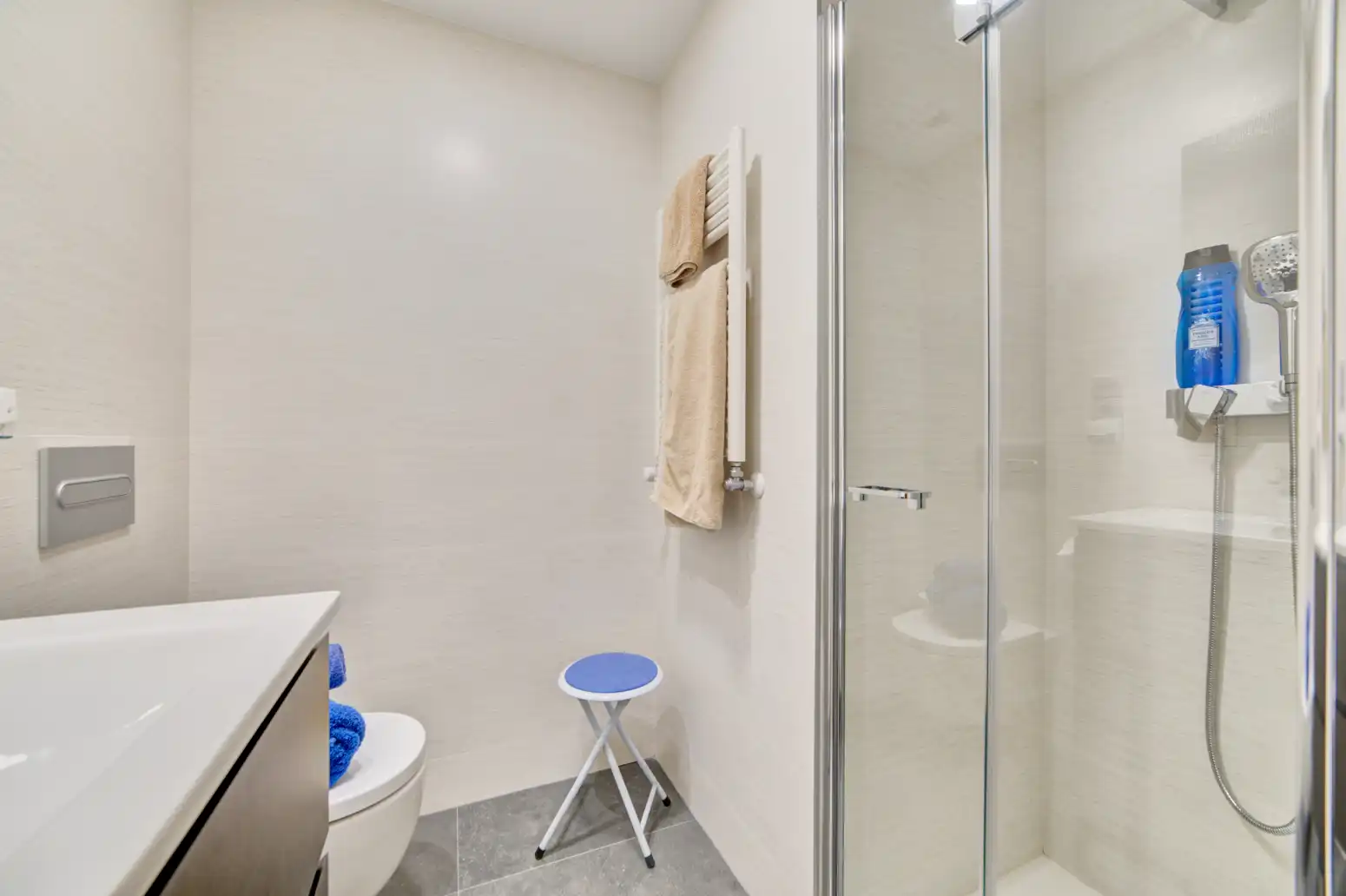 Baño de Piso en venta en  Pamplona / Iruña con Calefacción, Terraza y Trastero