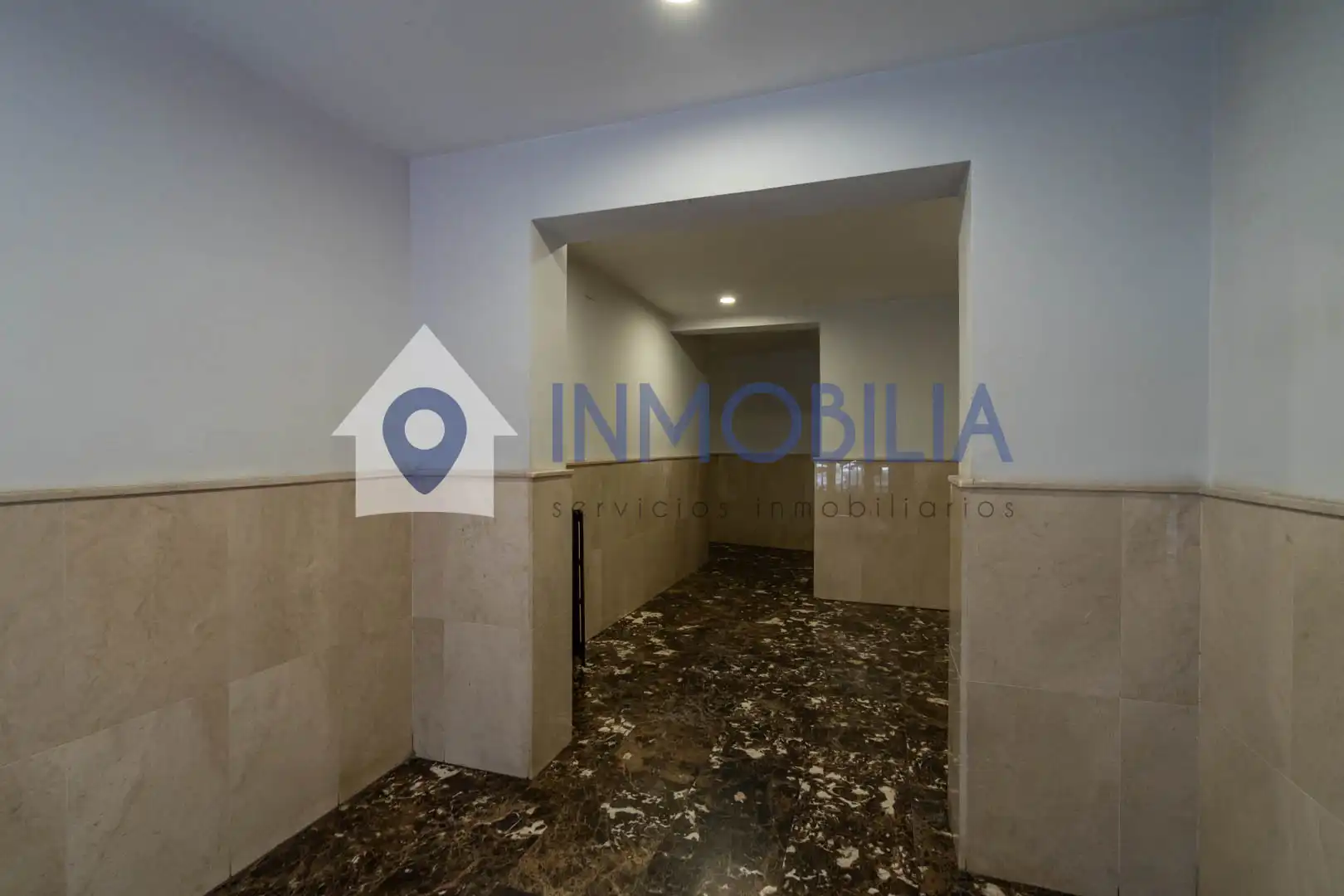 Piso en venta en Madrid con Calefacción y Terraza