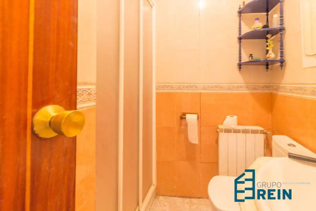 Baño de Casa o chalet en venta en Añover de Tajo con Aire acondicionado, Calefacción y Trastero