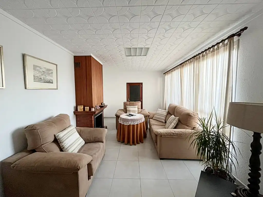 Sala d'estar de Casa adosada en venda en Sant Llorenç des Cardassar amb Terrassa