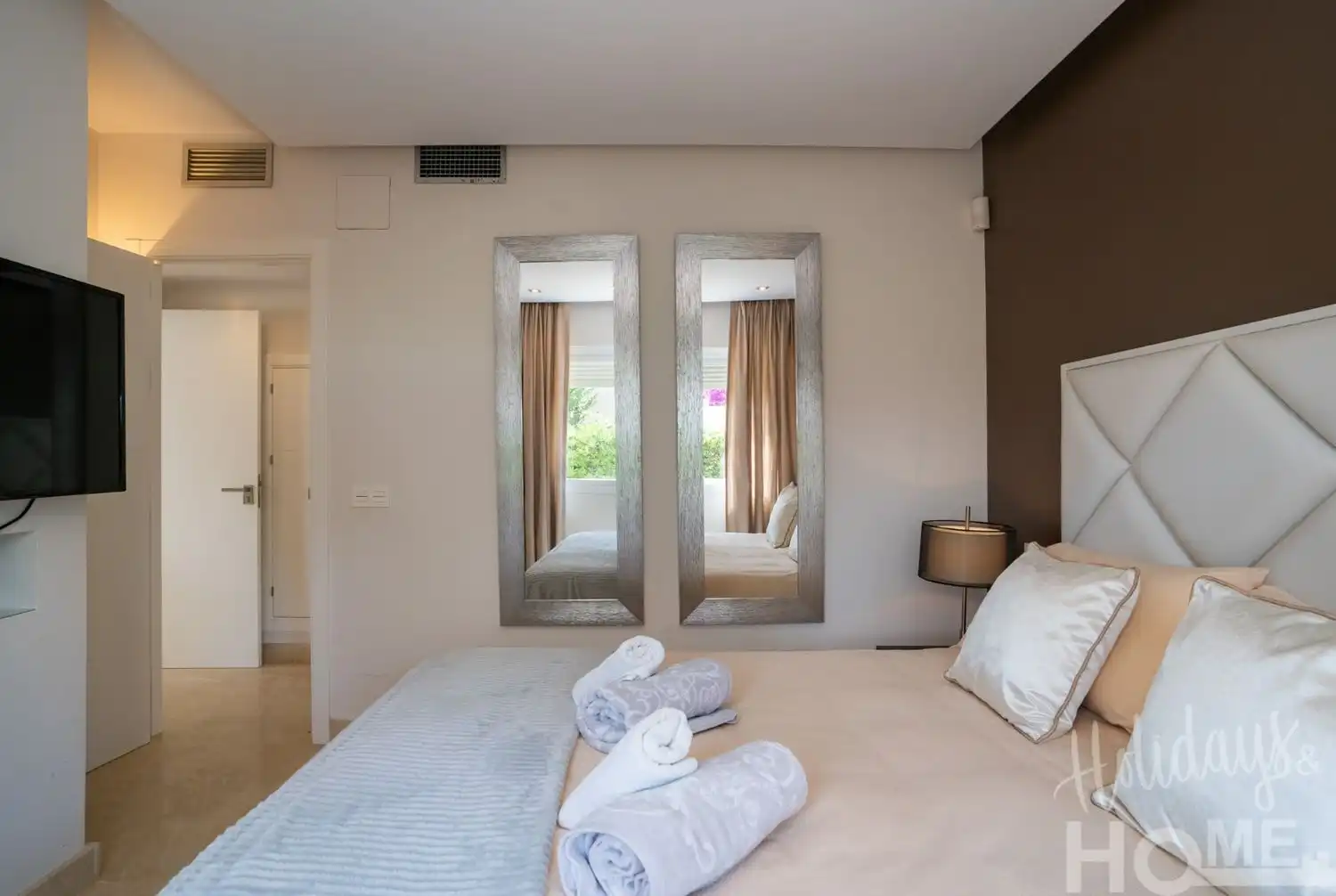 Dormitori de Pis de lloguer en Marbella amb Aire condicionat, Jardí privat i Terrassa