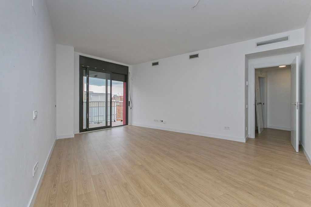 Flat for sale in Badalona