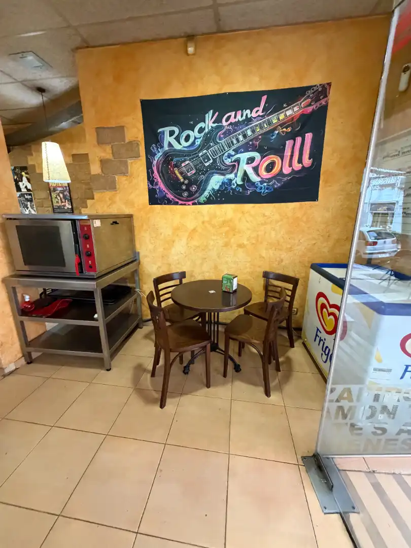 Business premises for transfer in Carrer Sant Cristòfol 19, imagen 7
