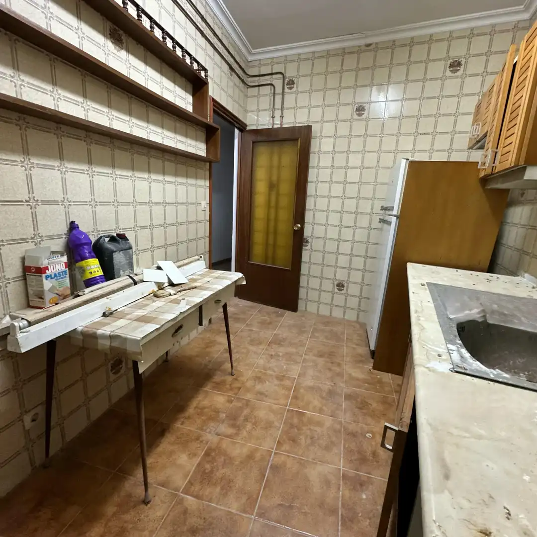 Kitchen of Flat for sale in Toledo  with Balcony