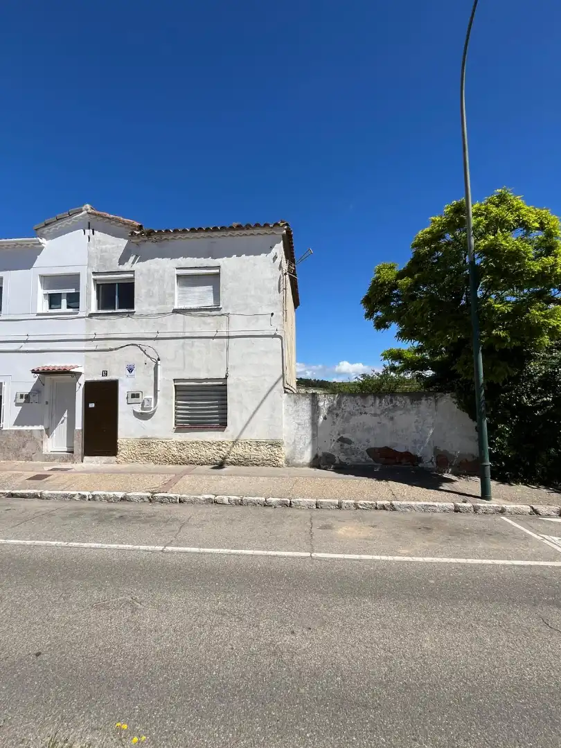 Exterior view of Houses for sale in Valladolid Capital  with Private garden
