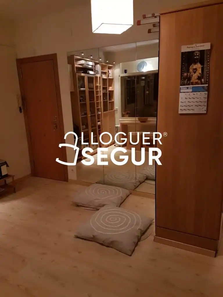 Sala d'estar de Àtic de lloguer en Barcelona amb Aire condicionat i Moblat
