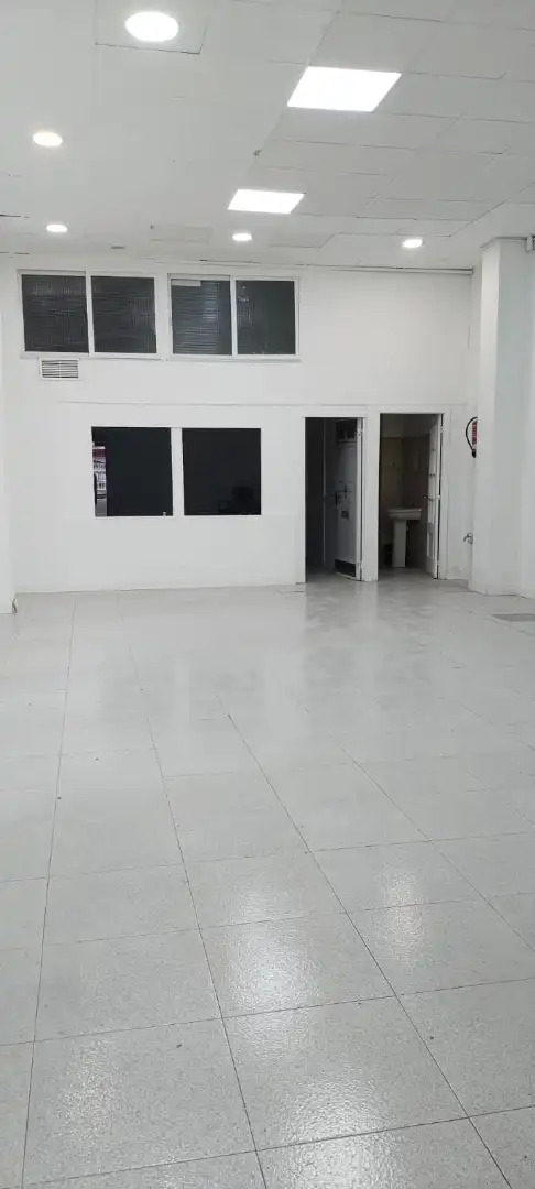 Local comercial en venda a L'Olivereta, imagen 3