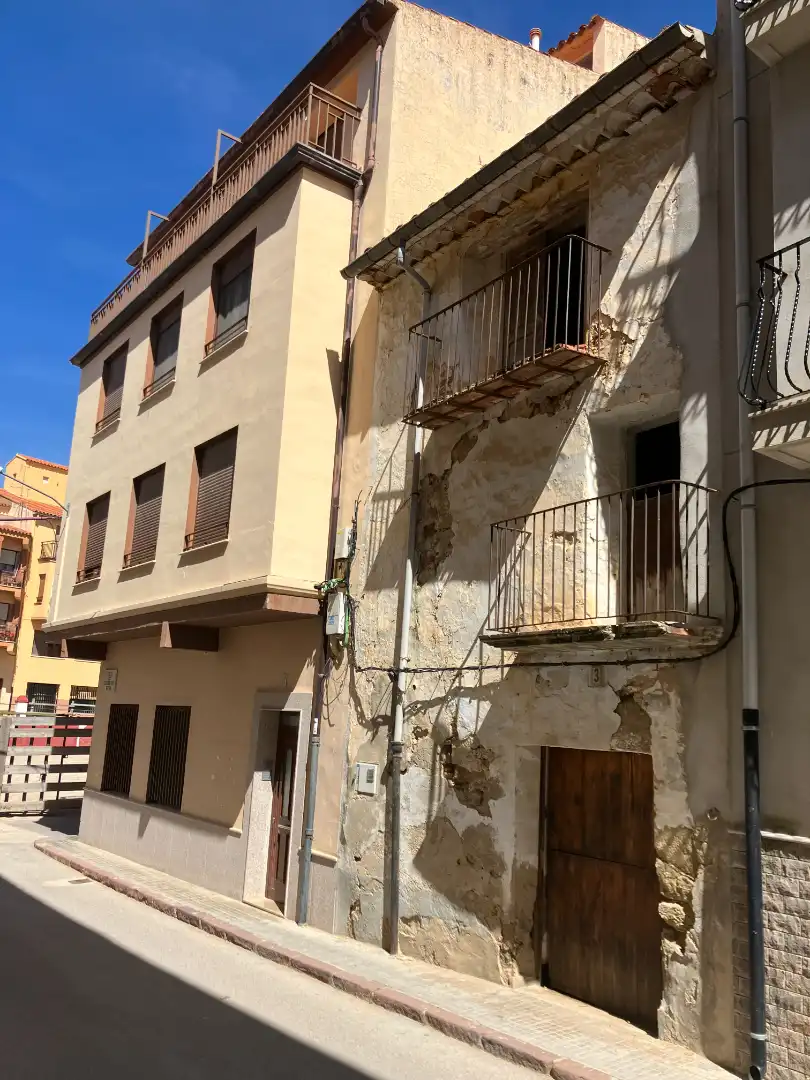 Casa en venda a Calle Ricardo Vives 3