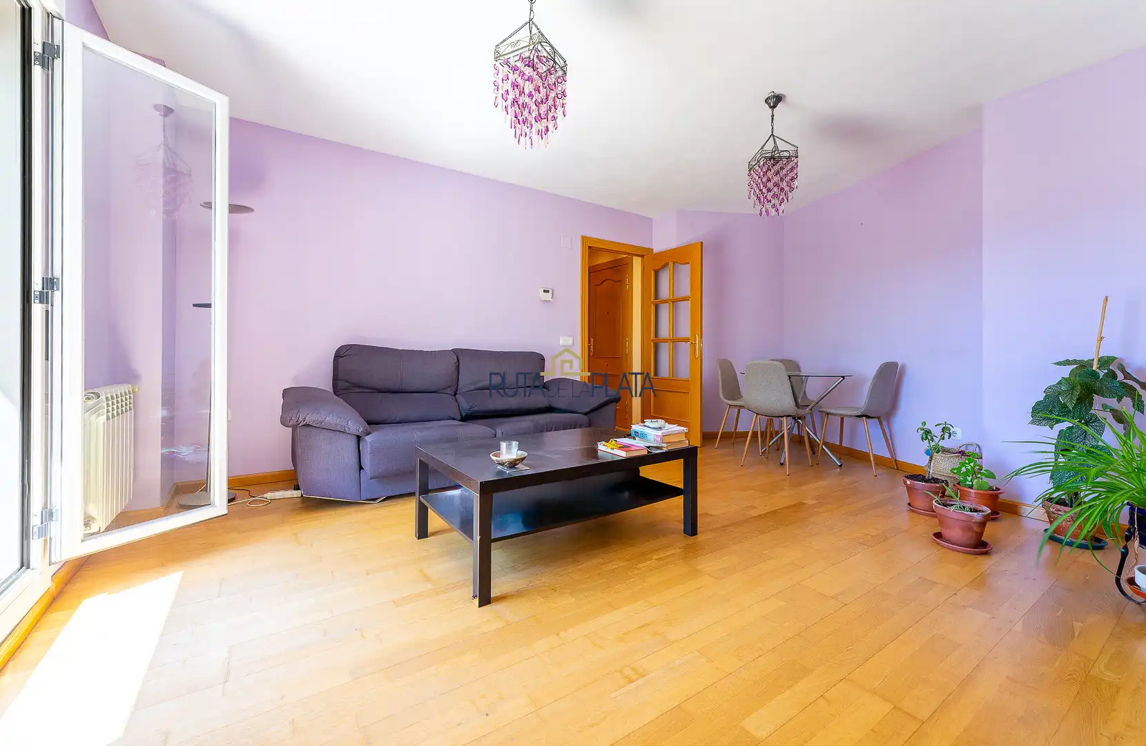 Sala d'estar de Pis en venda en Zamora Capital  amb Calefacció, Parquet i Forn