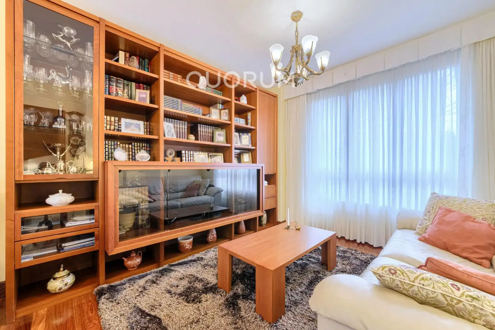 Sala de estar de Casa adosada en venta en Basauri  con Calefacción, Jardín privado y Terraza