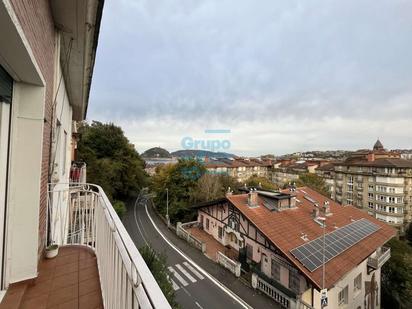 Exterior view of Flat for sale in Donostia - San Sebastián   with Balcony