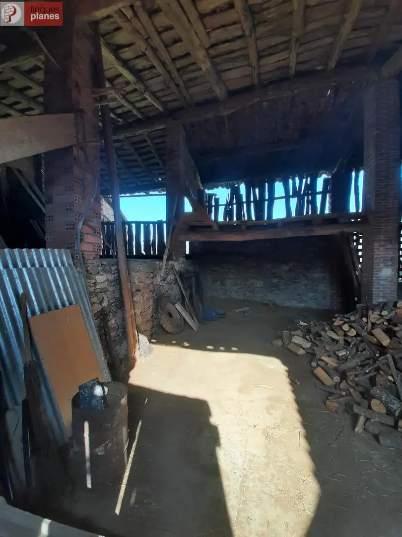 Casa rústica en venda a Ribera d'Urgellet
