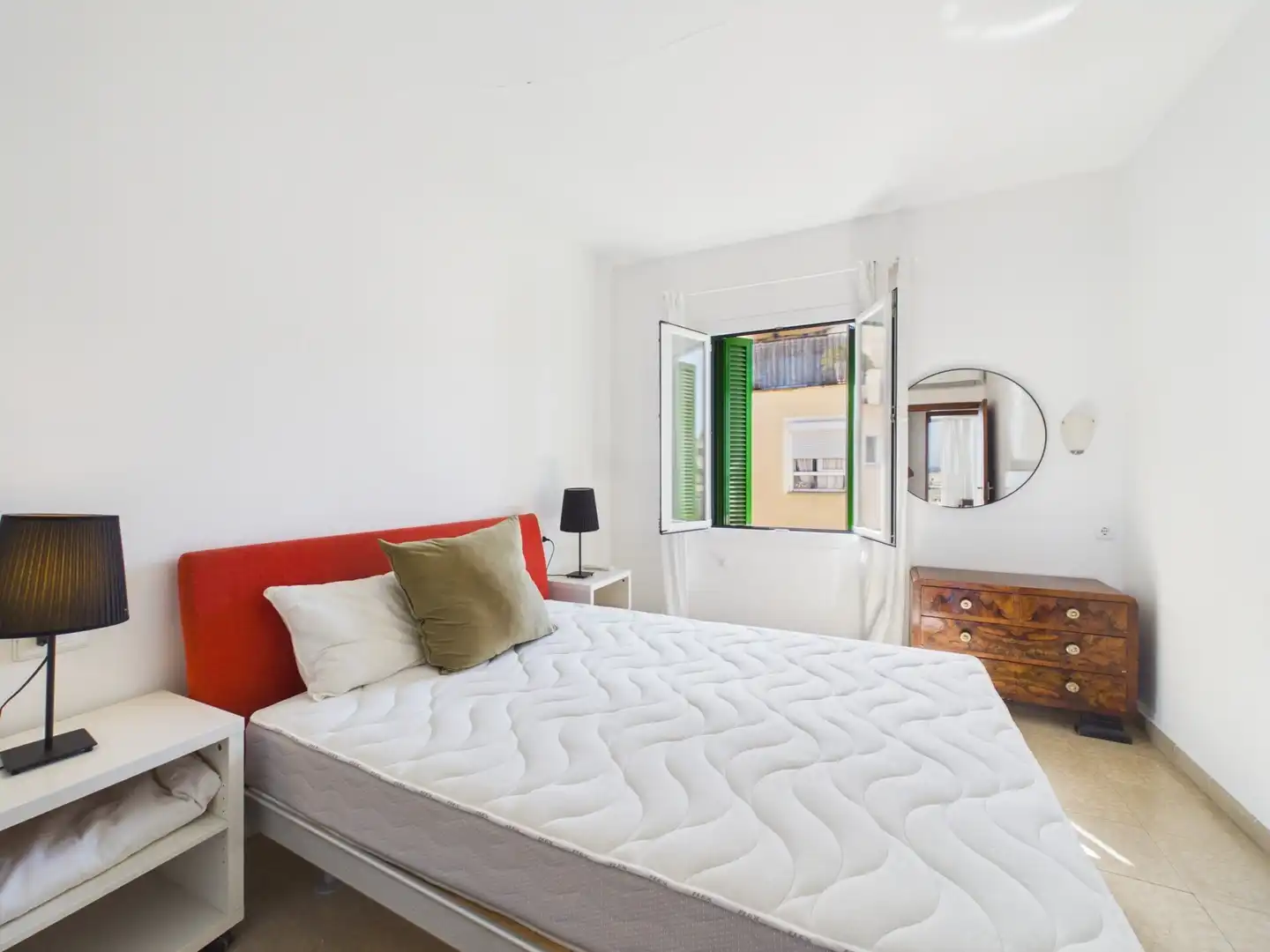 Dormitori de Apartament de lloguer en  Palma de Mallorca amb Aire condicionat