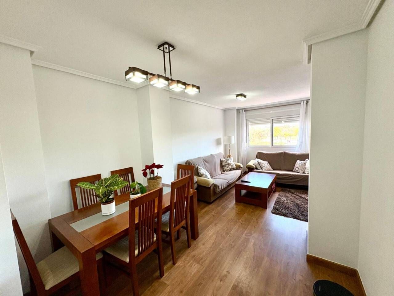 Vista exterior de Piso en venta en Alicante / Alacant con Aire acondicionado, Calefacción y Trastero