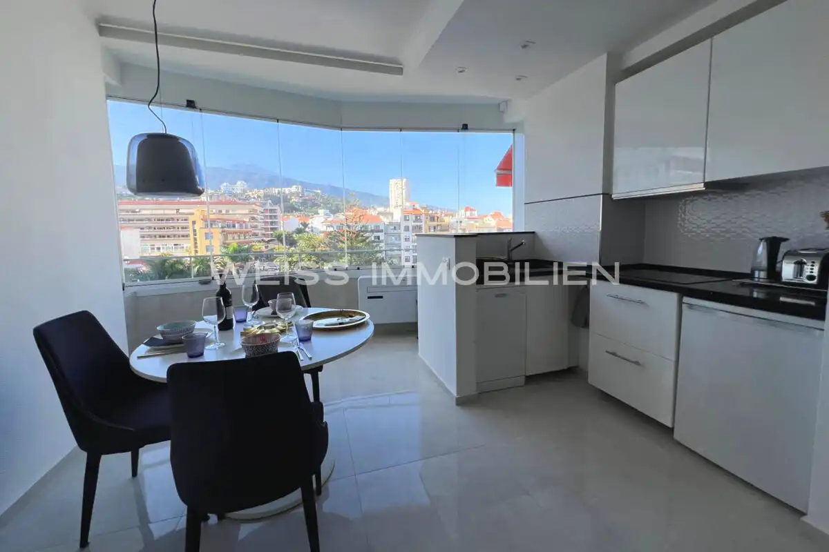 Vista exterior de Piso en venta en Puerto de la Cruz con Aire acondicionado