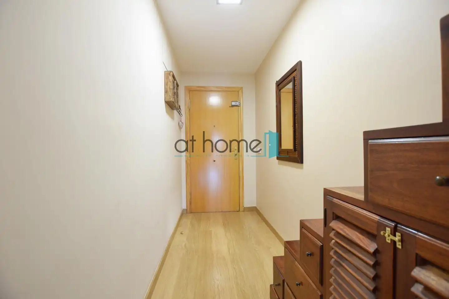 Flat for rent in Avinguda del País Valencià, Centro