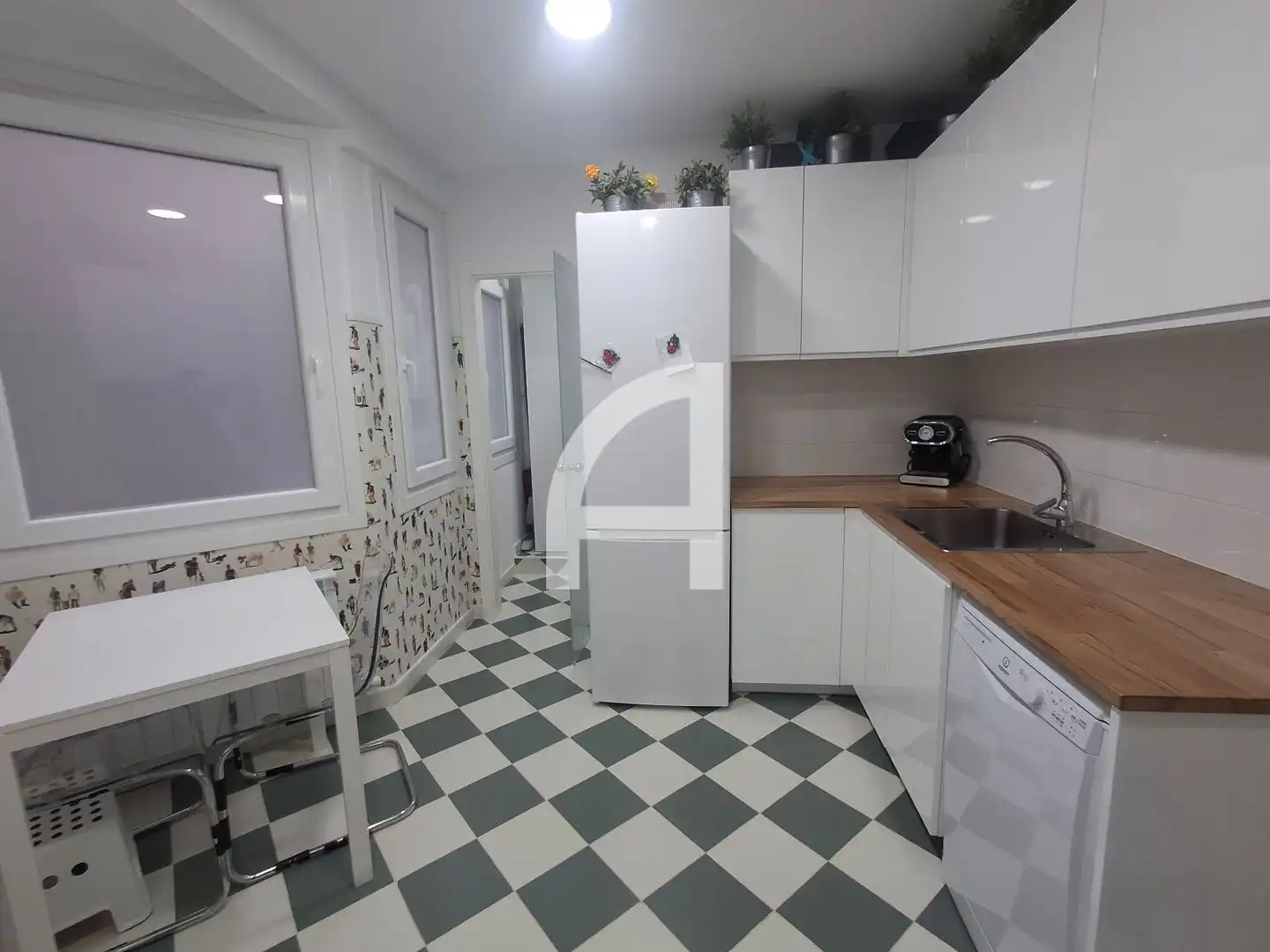 Kitchen of Flat for sale in Vigo   with Heating and Furnished