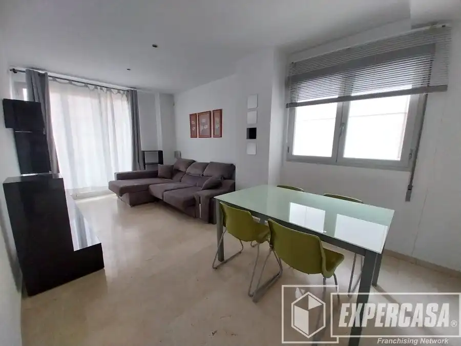 Sala d'estar de Pis en venda en Torrent amb Piscina i Moblat