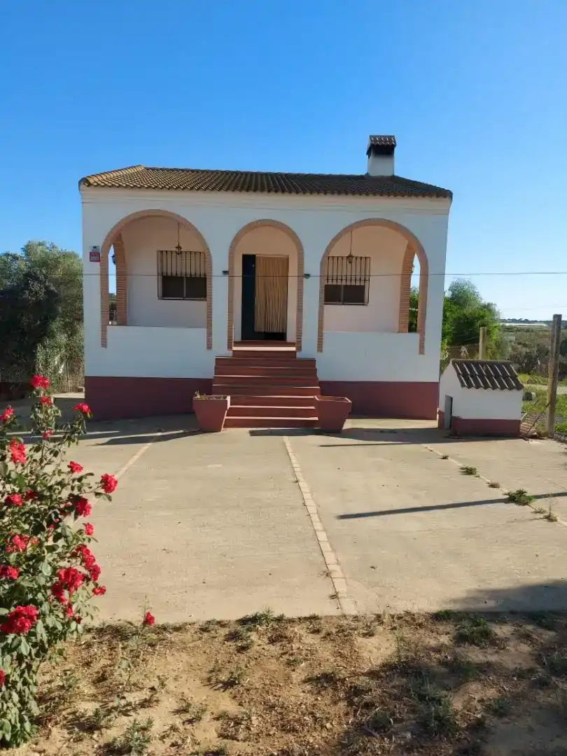 Vista exterior de Casa o xalet en venda en Moguer