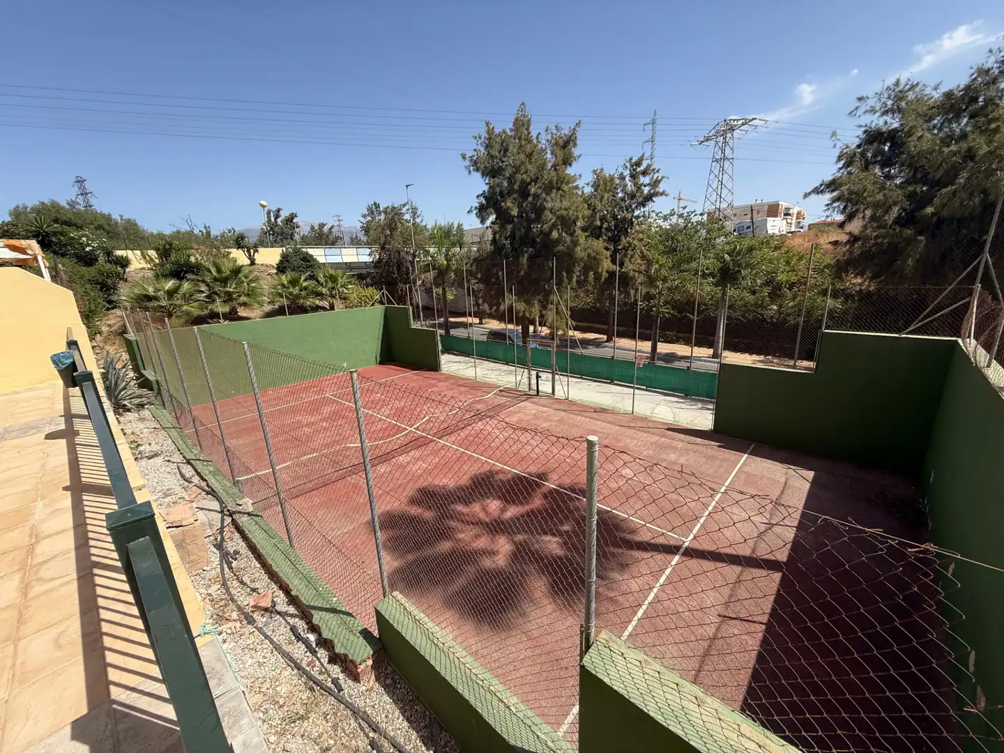 Jardí de Planta baixa en venda en Vélez-Málaga amb Aire condicionat, Calefacció i Jardí privat