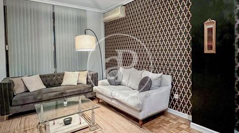 Foto 3 de Piso en venta en Castillejos - Cuzco, Madrid