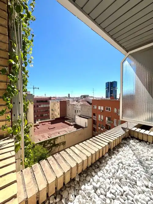 Exterior view of Flat for rent in Chamberí
