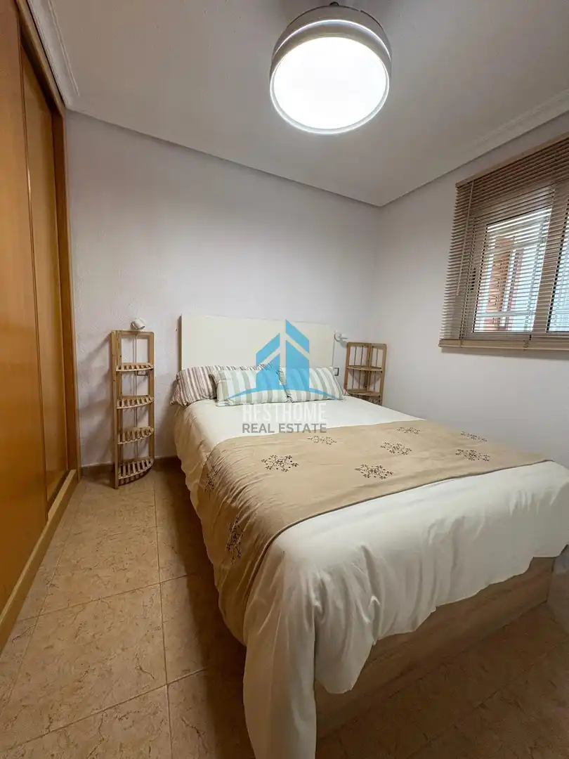 Habitación de Piso en venta en Cullera con Terraza y Piscina comunitaria